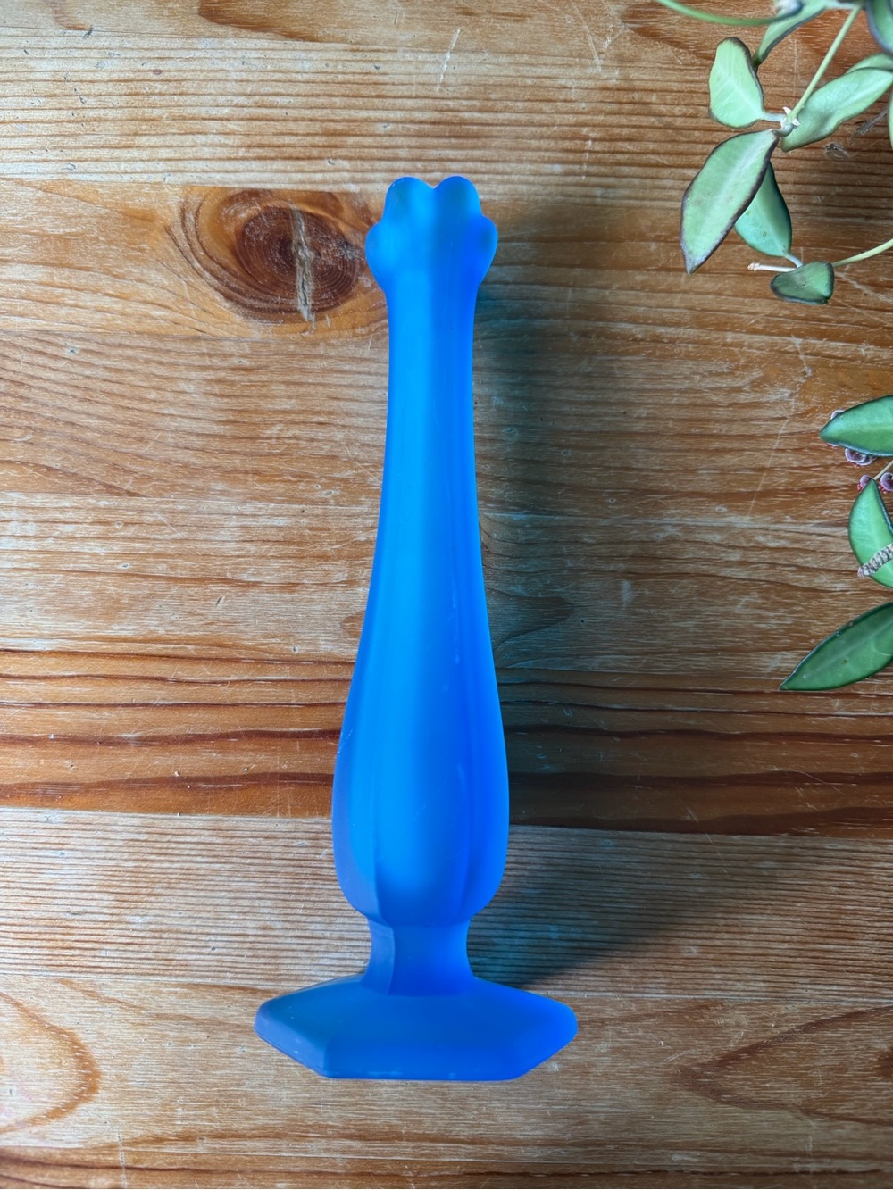 Vintage Blue Glass Swung Bud Vase - Picture 4 of 4